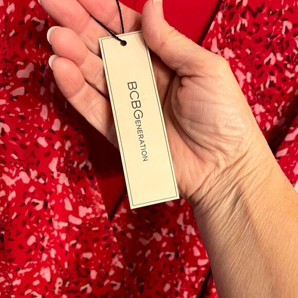 NWT Red BCBGeneration Red Floral Long Sleeve Wrap Dress Size 16 Mesh - Picture 6 of 10